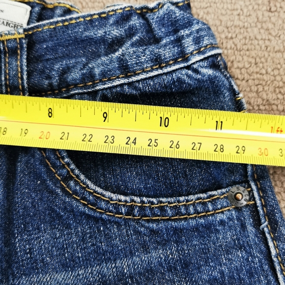 Levis 549 Relaxed Straight Kids 6-7yrs blue wash Red Tab 100% Cotton Jeans - Picture 12 of 12